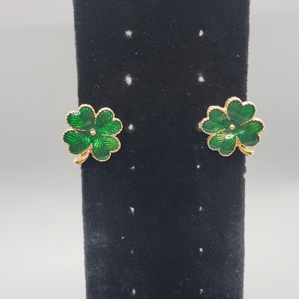 Avon Green Enamel Four Leaf Clover Clip On Earrings 1" Gold Tone Vintage Lucky
